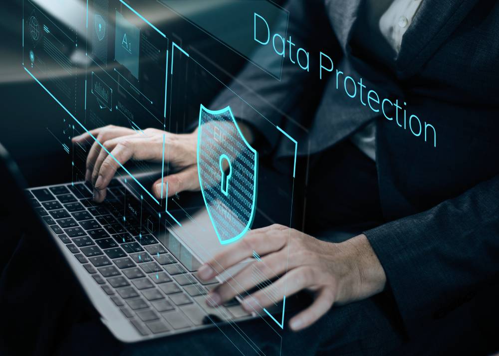 Asegura la protección de datos en la contratación global para el cumplimiento de las regulaciones y la confianza de los empleados.